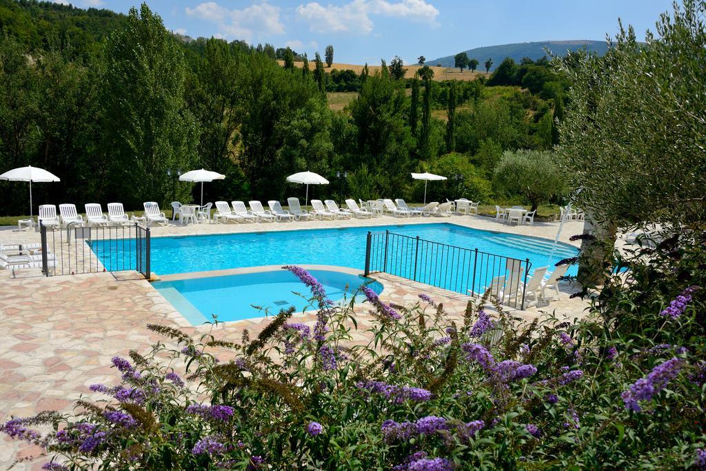 Le Querce Di Assisi Vendégház Piano Delle Pieve Kültér fotó