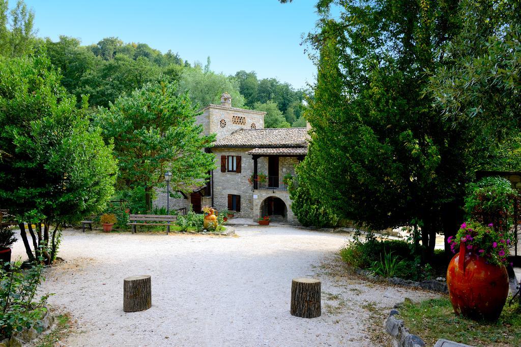 Le Querce Di Assisi Vendégház Piano Delle Pieve Kültér fotó